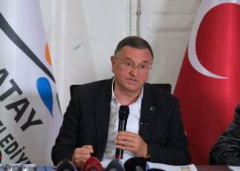 Hatay Büyükşehir Belediye Başkanı Savaş: “Bu şehir küllerinden tekrar doğmasını bildi”
