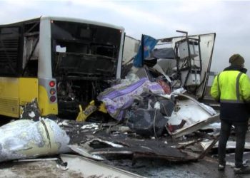 Tuzla’da zincirleme kazası: 2 ölü, 2 yaralı