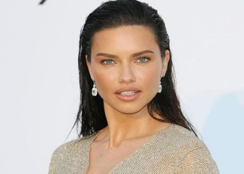 Adriana Lima tahtakurusu istilasına uğradı! Yüzünün son halini görenler inanamadı
