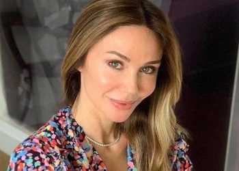 Demet Şener makyajsız hali ile mest etti! Güzellik sırrını ilk kez açıkladı