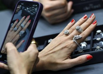 Dünya mücevher sektörü “Istanbul Jewelry Show”da buluştu!