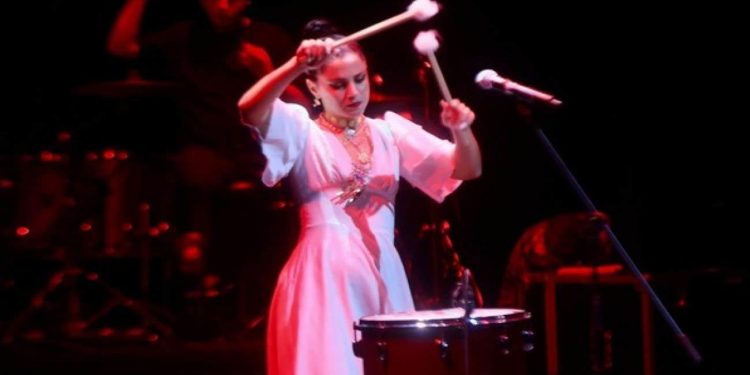 Emel Mathlouthi ‘İstanbul konserimi Filistinlilere adıyorum’