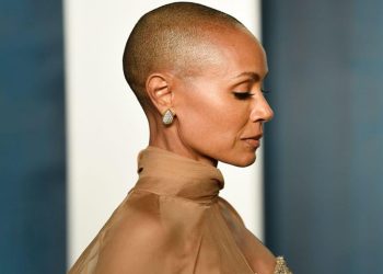 Saçkıran hastalığı Oscar’da tokada konu olan Jada Pinkett Smith sessizliğini bozdu!
