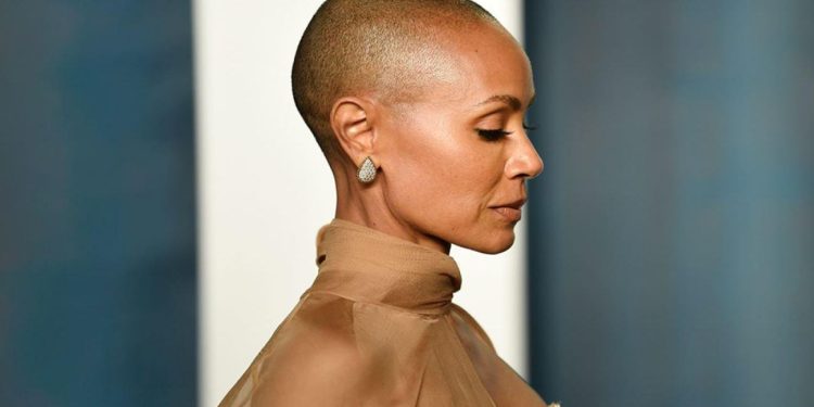 Saçkıran hastalığı Oscar’da tokada konu olan Jada Pinkett Smith sessizliğini bozdu!