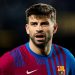 Gerard Pique, hayranlarını korkuttu! Feci şekilde boşluğa düştü