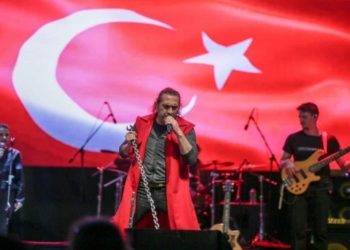 Kıraç’tan 100. yıla özel marş sürprizi: Ecdadımızdan emanet sana Türkiyem